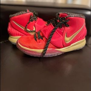 Kyrie 6 as size 5y or 6.5w